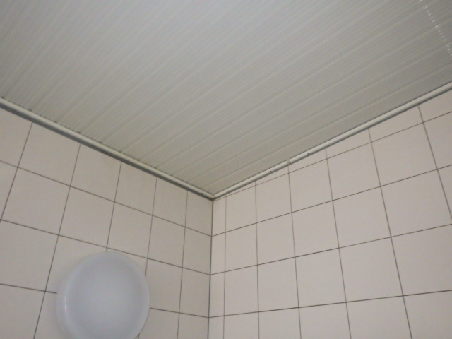 大浴場カビ取り 清掃後